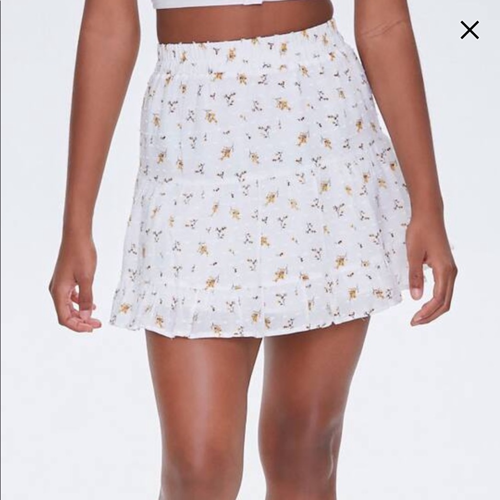 White floral mini skirt